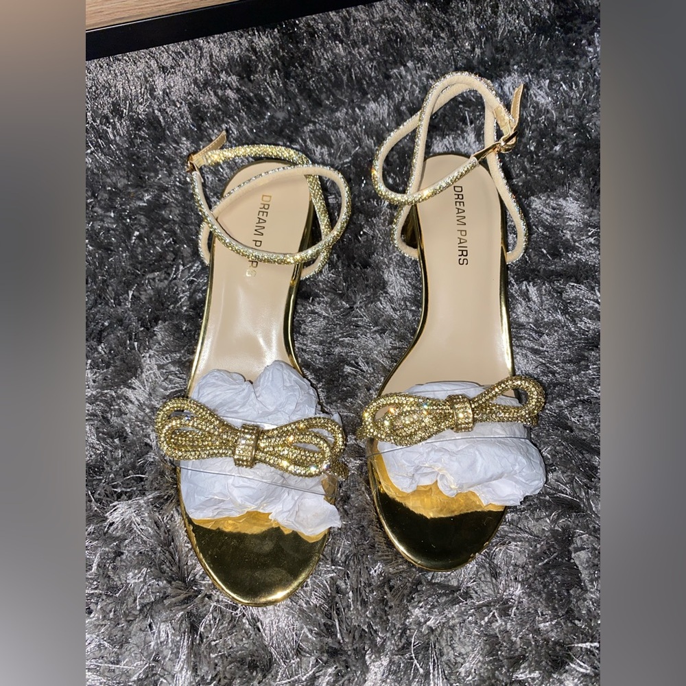 DREAM PAIRS Women's Double Bowknots Crystal Sandals Low Block Heel, Brand New!